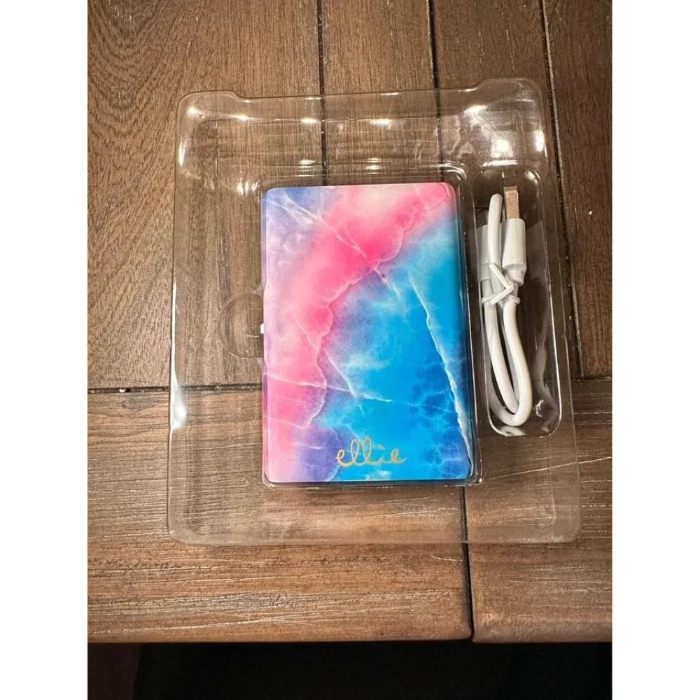 Power Bank Charger - Ellie Rose